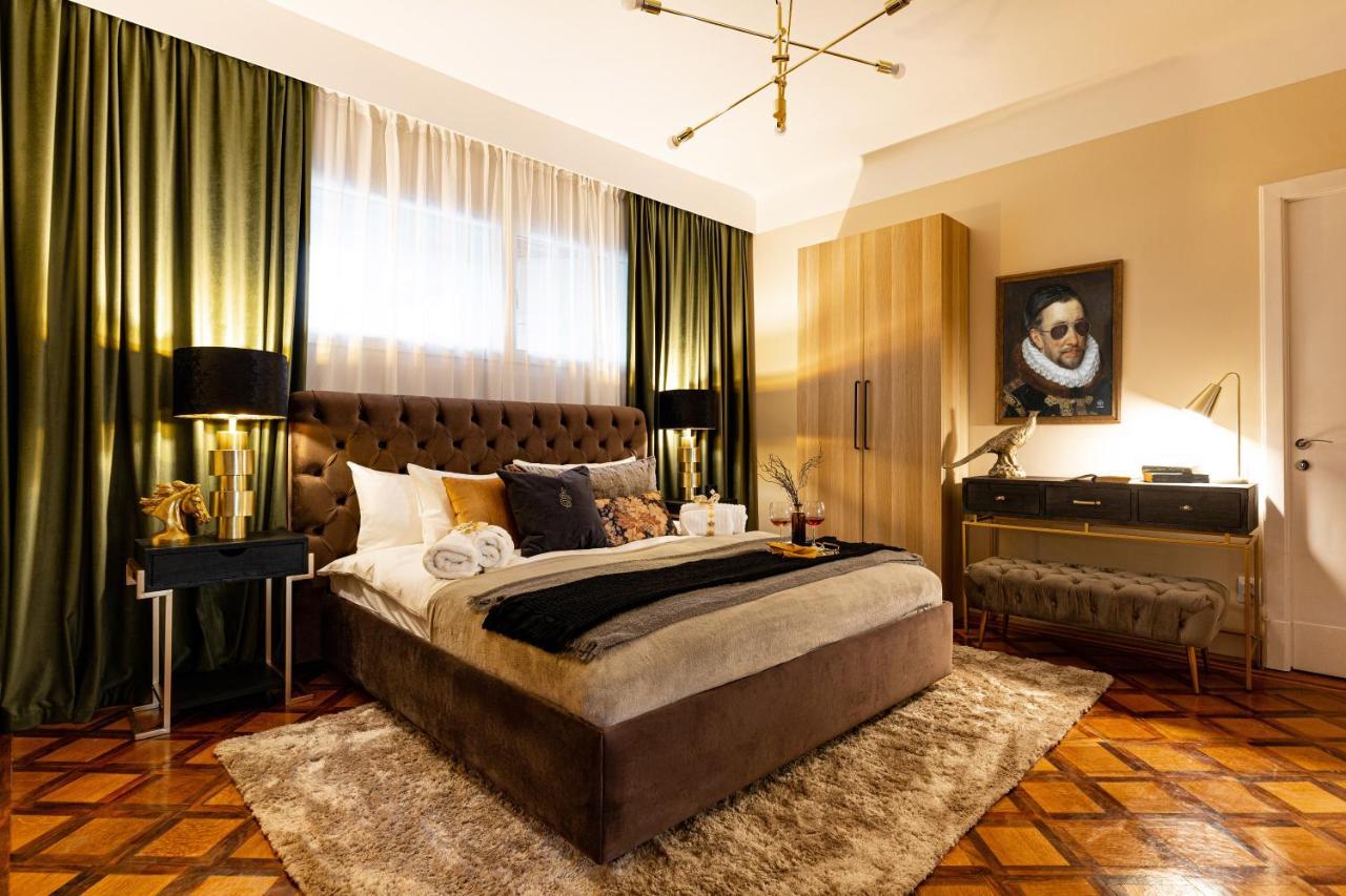 Qult - The Renaissance Affair Apartment Bucharest